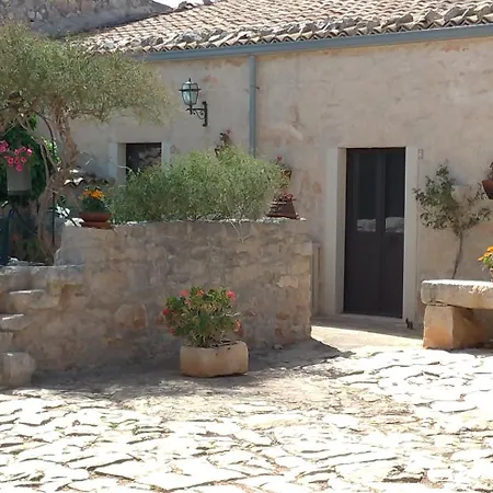 I Dammusi Holiday home Santa Croce Camerina